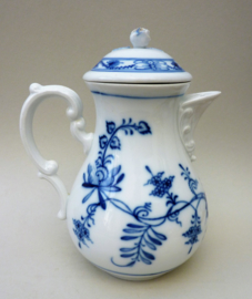 Carl Teichert Meissen Zwiebelmuster koffiepot