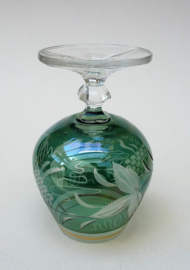 Groen loodkristallen cognac glas met gravure