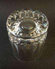 Double old fashioned crystal whisky glass with diamond pattern