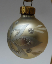 Vintage kerstbal zilver 6 cm