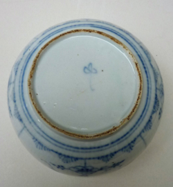 Limbach Thuringia Strawflower porcelain rinsing bowl 18th century