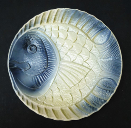 Sarreguemines barbotine faience fish plate