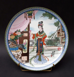 Imperial Jingdezhen Porcelain Beauty of the Red Mansion Hsi Feng plate 3