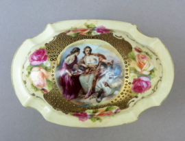 Antique Oscar Schlegelmilch porcelain trinket box with Boucher decoration