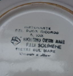 Solimene Vietri piatto Buon Ricordo Da Toni Gradiscutiadi i Varma 1981