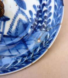 Chinese Kangxi blue white porcelain dish Cuckoo outside the house