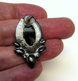 Ovale oorstekers zwarte strass
