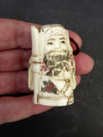 Japanse handgesneden benen Netsuke krijger