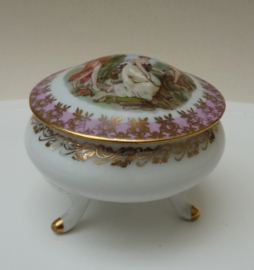 Martinroda porcelain footed trinket box