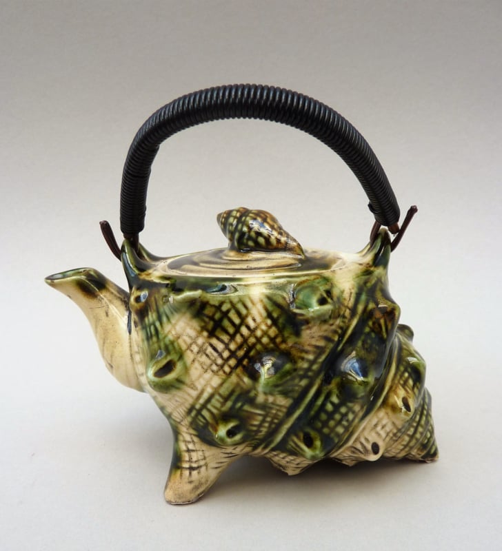 Japanese Mid Century studio pottery conch shell teapot 225 ml | Teapots ...