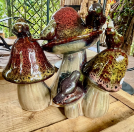 Sculptuur Paddenstoel met vogel groot