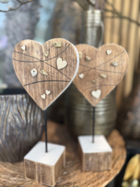 Houten hart op stander