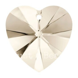 6228 Xilion heart pendant 18 x 17,5 mm Crystal Silver shade (001 SSHA)