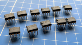 XC17128EPD8I