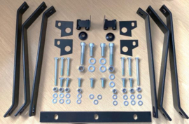 LRB825CHB | Rear tow step (NAS) zwart / traanplaat - Gepoedercoat