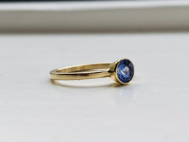14krt gouden ring met Tanzaniet