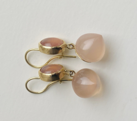 14krt oorbellen met Chalcedoon