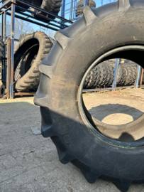 540/65R24 Vredestein Traxion