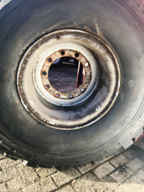 24R21 V60 Transport OBO vernieuwing met Michelin Karkas