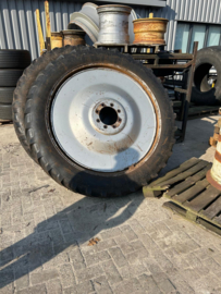 300/95R52 Alliance