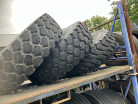 Michelin XZL 14.00R20 nieuw en gebruikt
