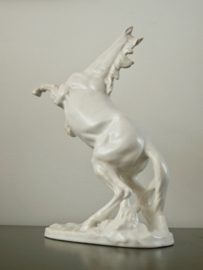 Steigerend paard, 30 cm. Flora, Gouda