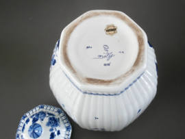 Pul met deksel , De Porceleyne Fles,