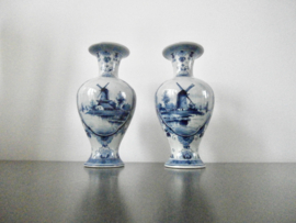 1892, stel vazen, De Porceleyne Fles.