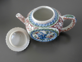 Theepot gebr. Tichelaar, Makkum