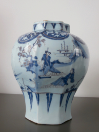 373; ca. 1660, pot met chinoiserie.