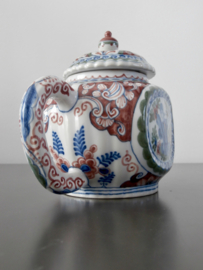 Theepot gebr. Tichelaar, Makkum