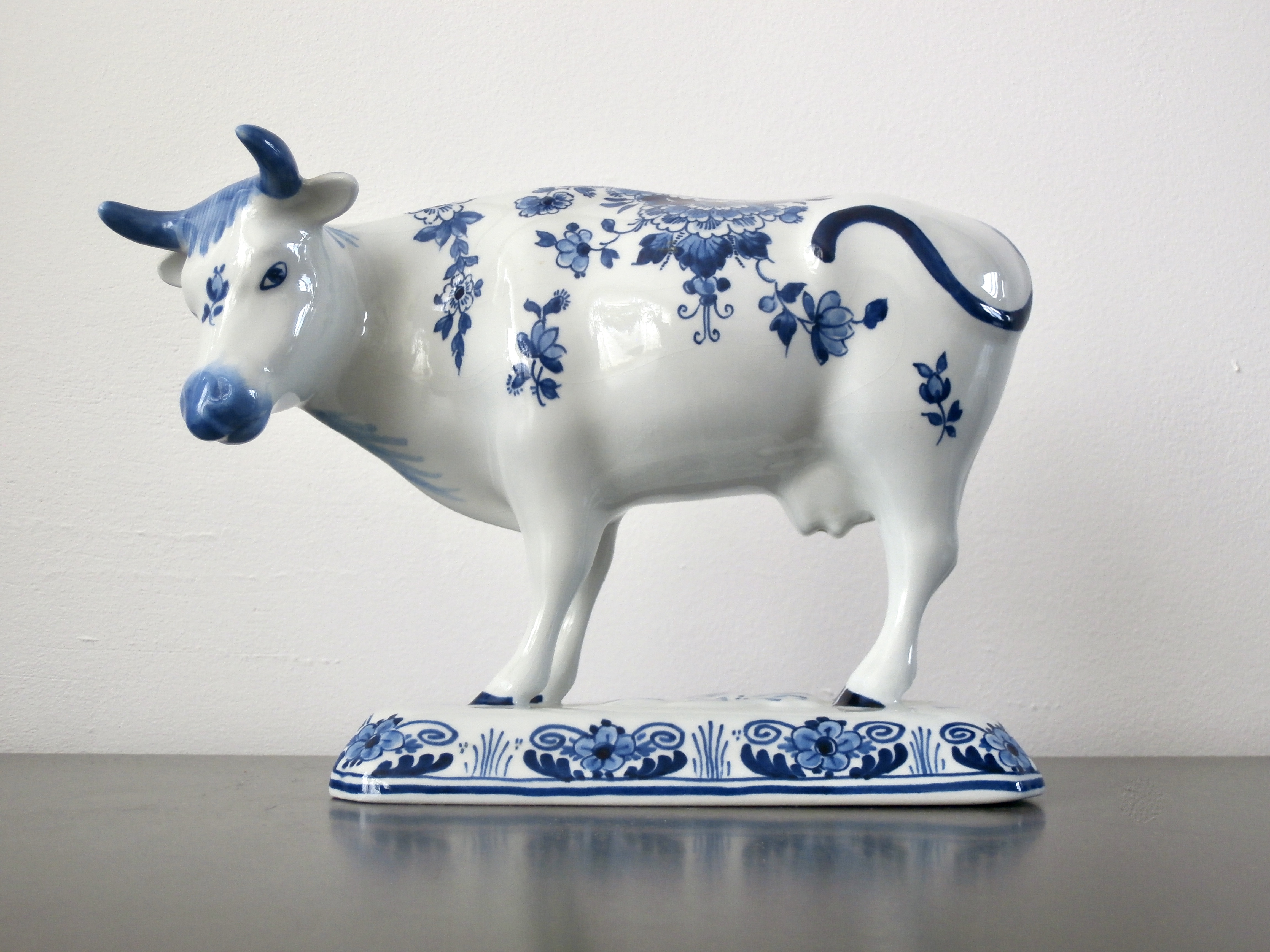 Koe groot model, De Porceleyne Fles 1975