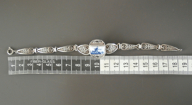 Zilveren armband met rechthoekige steen uit Atelier C. Verwoerd