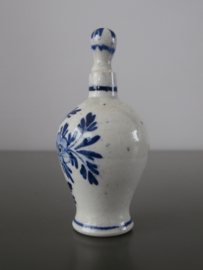 200; Parfumflesje  van De Porceleyne Fles, ca 1878