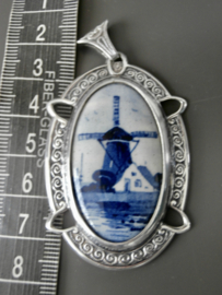 Groot formaat  hanger met molen.