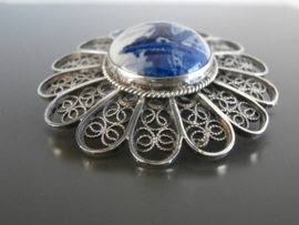 51; Rozetvormige broche, 40mm zilver filigrainwerk