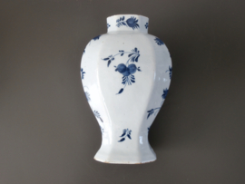 Balustervaas  'De Porceleyne Schotel',  1664-1772