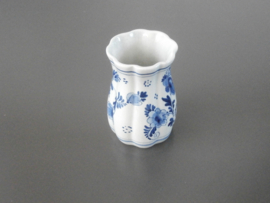 Plooivaasje, 1950, De Porceleyne Fles.