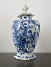 Royale pot met deksel, ca. 1700-1750