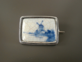 Broche uit 1895, De Porceleyne Fles