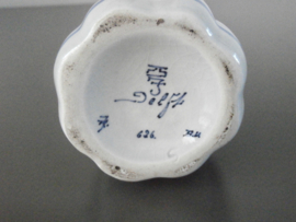 Plooivaasje, 1950, De Porceleyne Fles.