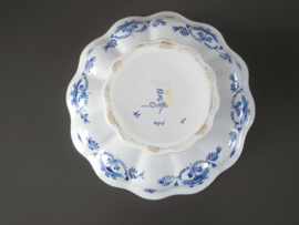 Royale fruitchaal op voet, De Porceleyne Fles 1967