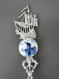 Zeldzame lepel met medaillon van  DPF, 1929