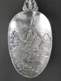 Zeldzame lepel met medaillon van  DPF, 1929