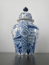Tichelaar, pul met deksel,M ca 1900-1940