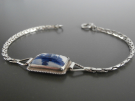 424; Armbandje delftsblauw