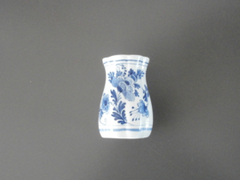 Plooivaasje, 1950, De Porceleyne Fles.