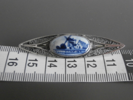 Ellipsvormige zilveren broche 5,5 cm