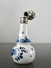 Parfumflacon 1955, delftsblauw met zilver