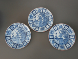 310; Drietal bordjes met decor in kraakstijl, ca 1700-1750